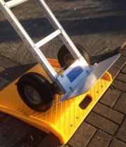 AluTruk® Easy Store Kerb Ramp | 595mm Usable Width | 300kg Max Load | Yellow