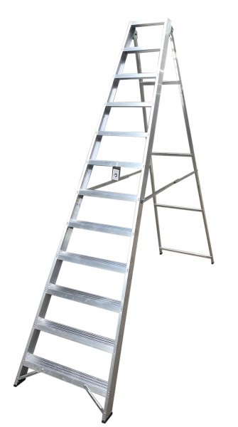 Swing Back Step Ladder | Height 2900mm | TuFF Ladder