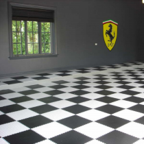 Interlocking Gym Floor Tiles | 1m² | 4 Tiles | Chequered | White | 5mm Thick
