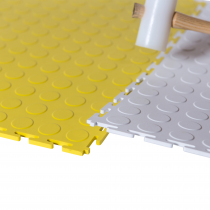 Interlocking Gym Floor Tiles | 1m² | 4 Tiles | Studded | Maroon | 5mm Thick